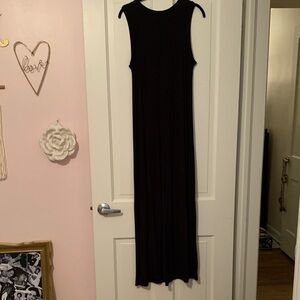 Elegant Black Sleeveless Maxi Dress